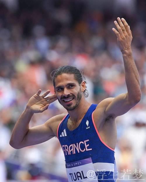 格雷:输掉比赛总是令人失望,但进巴黎3球是相当积极的一点 格雷:输掉比赛总是令人失望,但进巴黎3球是相当积极的一点